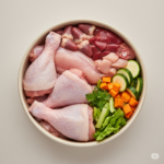 Pollito & Batata, Calabacín, Lechuga y Perejil – 500GR - Alimentación BARF Premium para perros - Amor Natural - Imagen 2